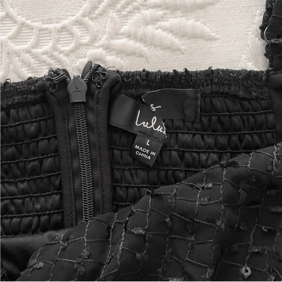 NWOT Lulus Total Temptation Black Textured Faux-Wrap Midi Dress Large - Picture 3 of 6